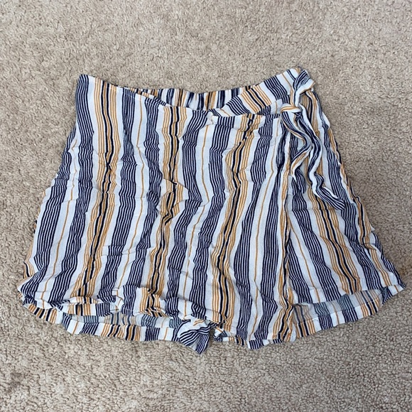 Garage Striped Skort! - Picture 2 of 5